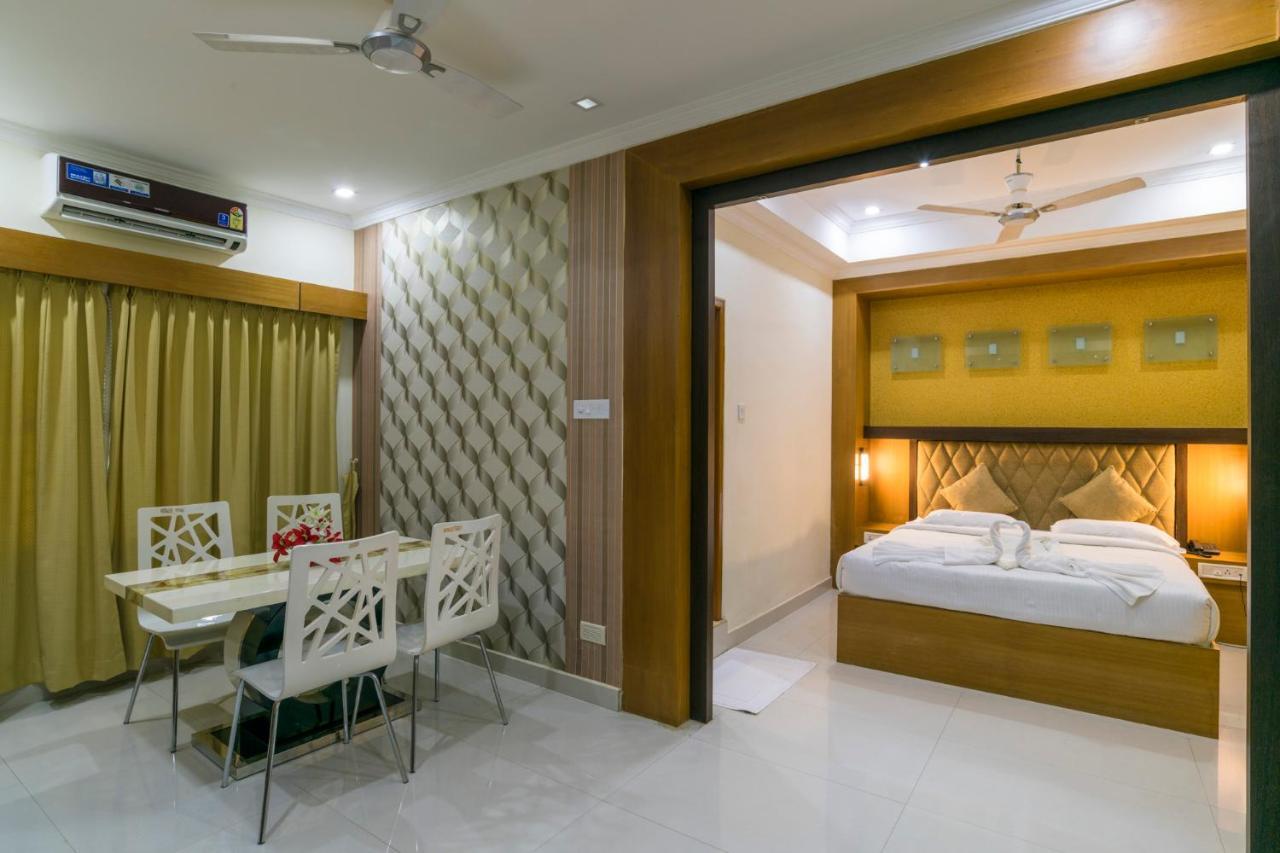 Sree Gokulam Residency Hotel Thrissur Exterior photo