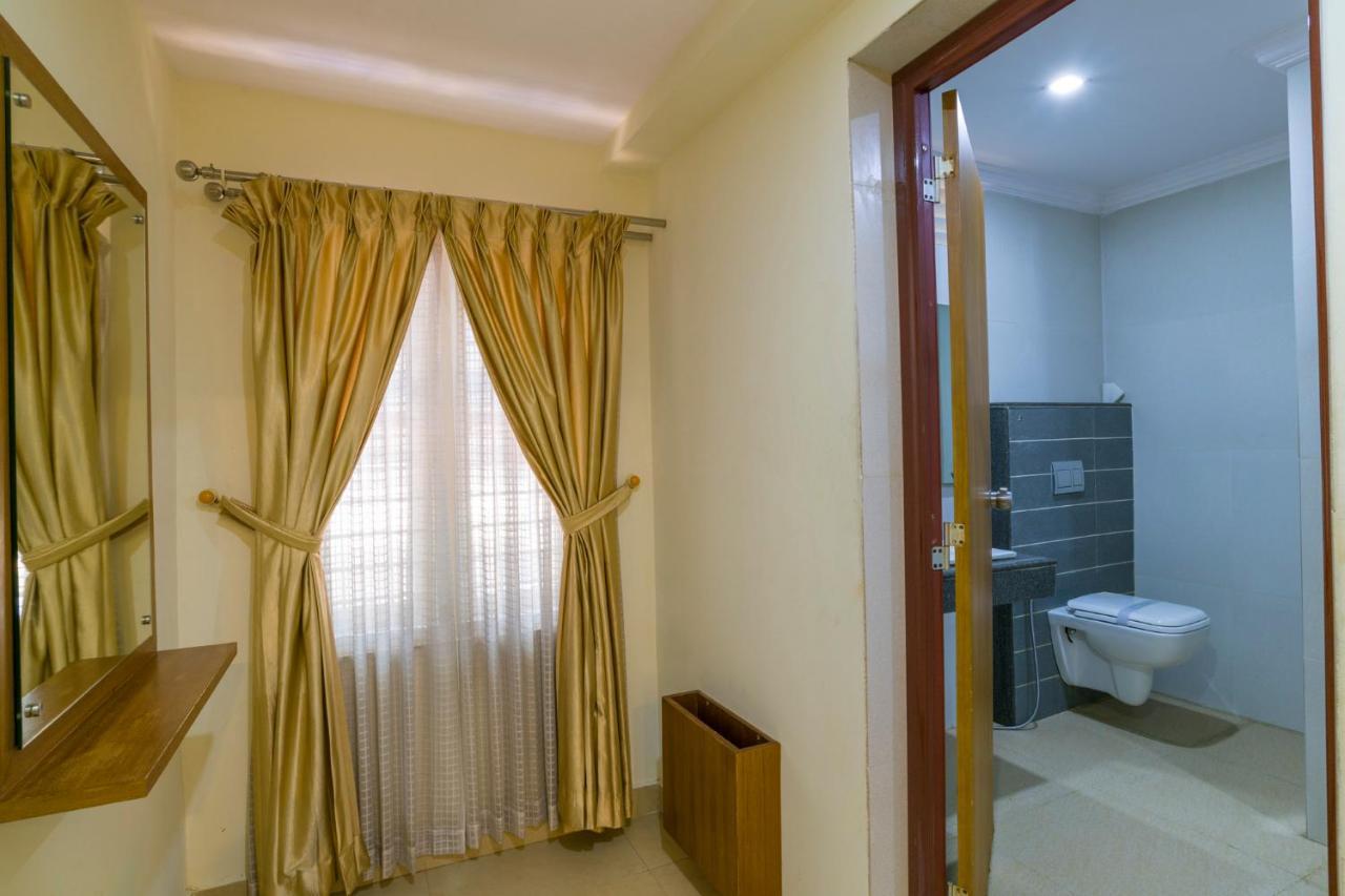 Sree Gokulam Residency Hotel Thrissur Exterior photo
